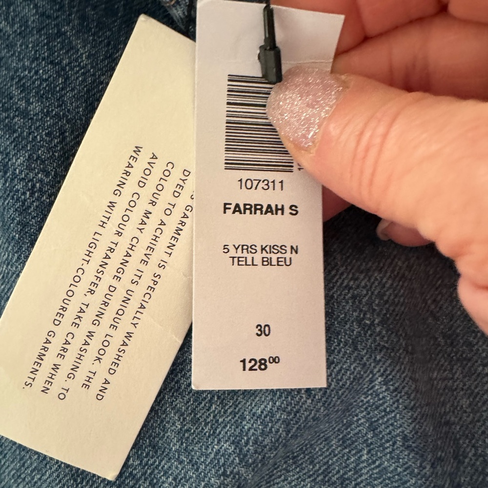 Aritzia Farrah wide leg Jean